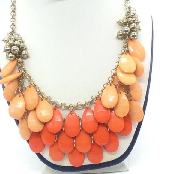 Peach Acrylic Statement Necklace Small Plastic Silver-tone Beads 22" - Picture 9 of 9